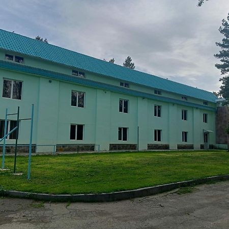 N&R Rest House Tsaghkadzor Esterno foto